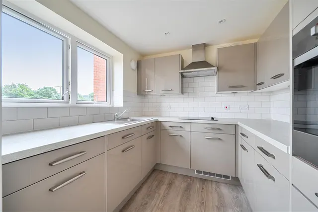 Little Aston Road, Aldridge, WS9, photo 2