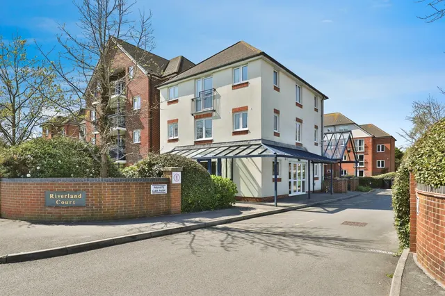 Stour Road, Christchurch, BH23, photo 1