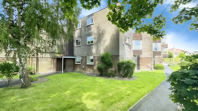 Scott Hall Road, Moortown, LS17, photo 1