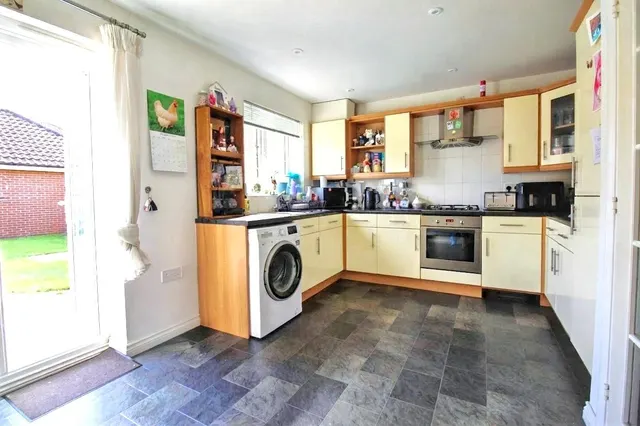 Mountbatten Drive, Sprowston, NR6, photo 3