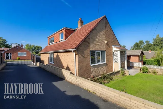 Melvinia Crescent, Wilthorpe, photo 1