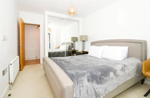 St. Georges Place, Twickenham, TW1, photo 3