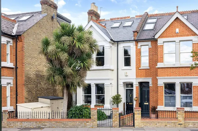 Whitton Road, Twickenham, TW1, photo 1