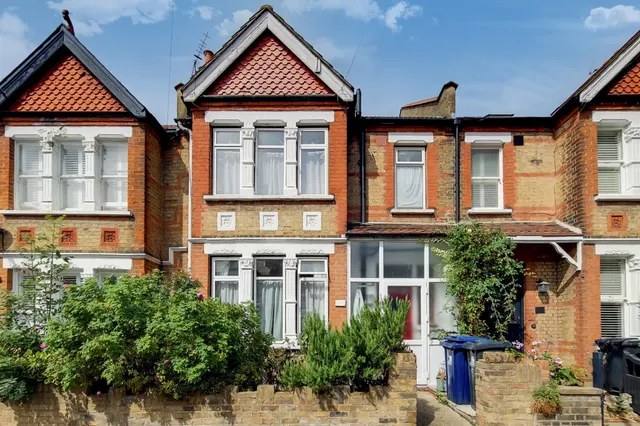 Cowper Road, Hanwell, W7, photo 1