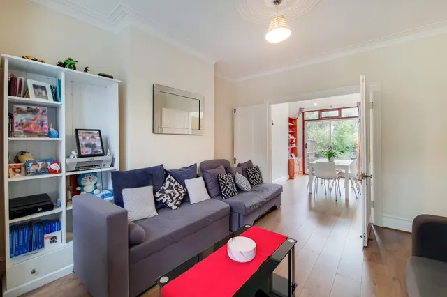 Cowper Road, Hanwell, W7, photo 3