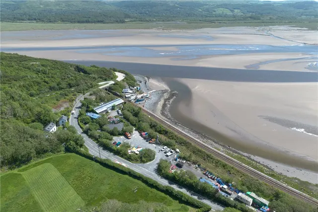 Frongoch Boatyard, Aberdyfi, LL35, photo 1