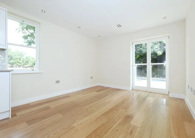 Castlebar Park, London, W5, photo 1