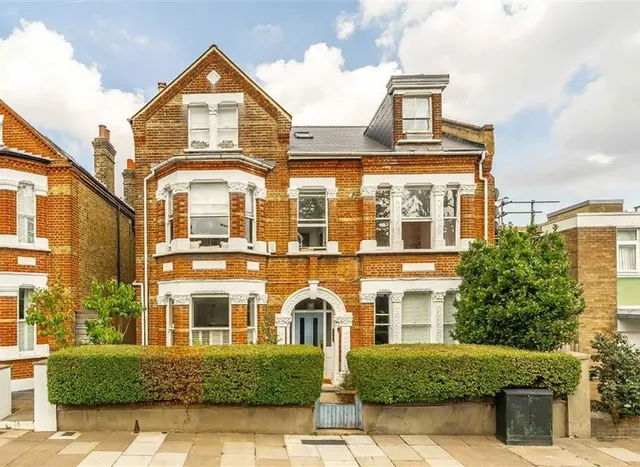 Cautley Avenue, Clapham, SW4, photo 1