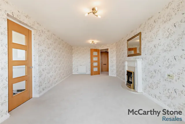 Avenue Road, Lymington, SO41, photo 3