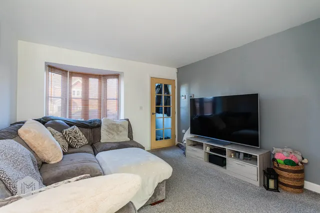 Photo 2 — Lowerbrook Close, Horwich, Bolton, BL6 6SS
