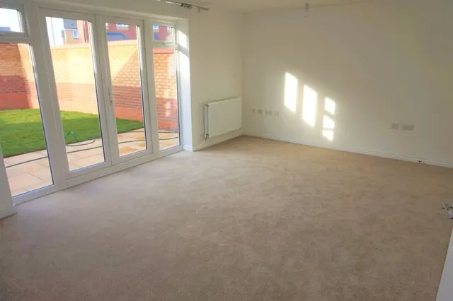 Photo 2 — Dunbar Close, Stafford, Staffordshire, ST16