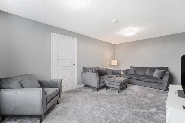 Bryony Wynd, Cumbernauld, G68, photo 3