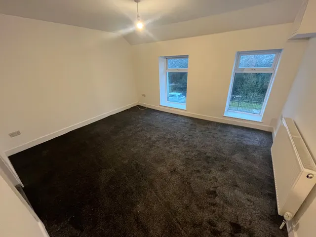 Commerical street, Ferndale, CF43, photo 2