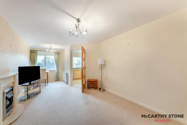 North Road, Ponteland, NE20, photo 2