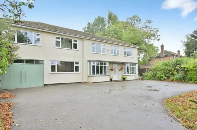 High Street, Spalding, PE11, photo 1
