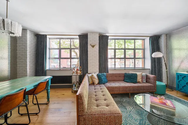 2 bedroom property — Tower Bridge Road, Southwark, London, SE1