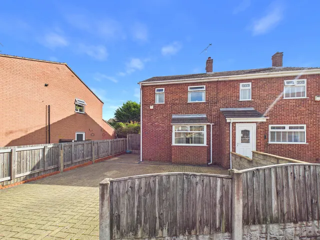 Lymington Road, Mansfield, NG19, photo 1