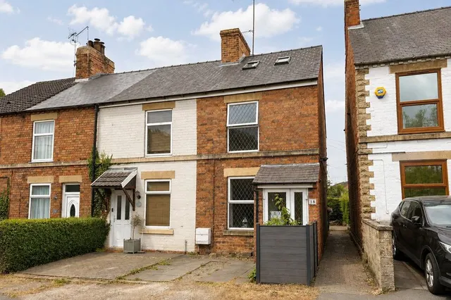 Hazelmere Road, Creswell, S80, photo 1