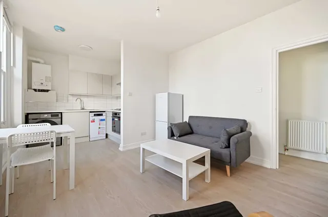 2 bedroom flat, Richmond Way, West Kensington, W12