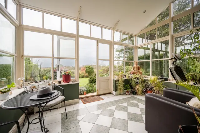 Winifred Lane, Aughton, L39, photo 3