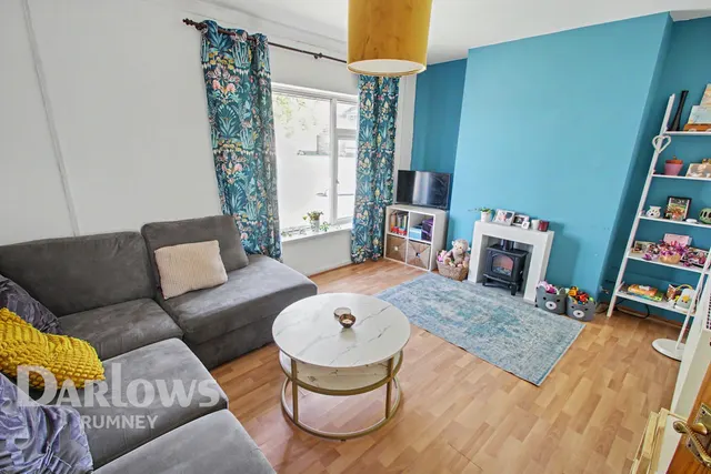 Mount Pleasant Avenue, Cardiff, photo 2
