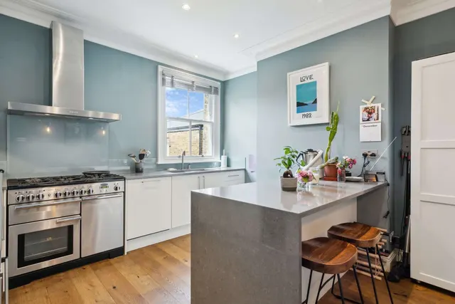Alderbrook Road, London, SW12, photo 2
