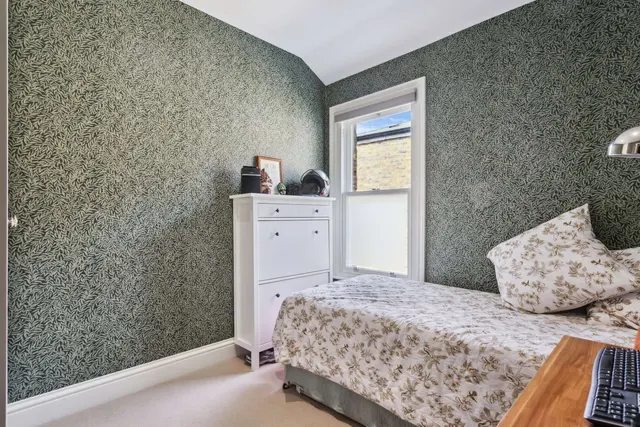 Alderbrook Road, London, SW12, photo 3