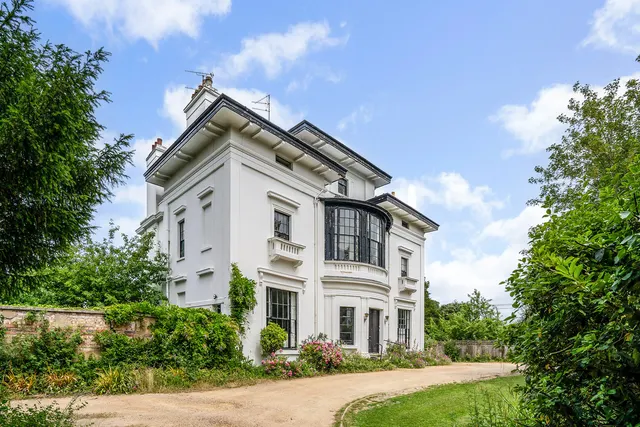 The Park, Cheltenham, GL50, photo 1