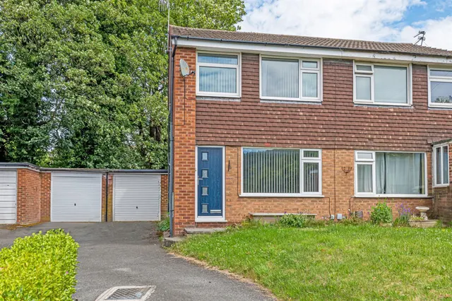 Sandfields, Frodsham, photo 1