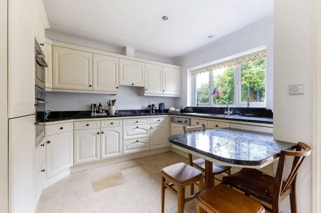 Photo 2 — Weston Road, Upton Grey, Basingstoke, Hampshire, RG25 2RH