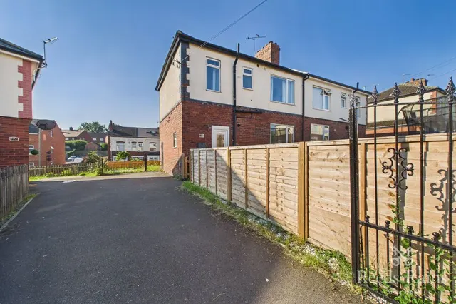 Barnsley Road, Hemsworth, West Yorkshire, WF9, photo 1