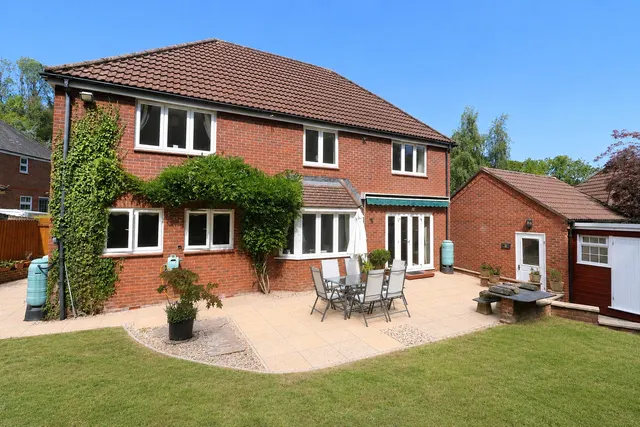 Rowe Close, Bideford, EX39, photo 2