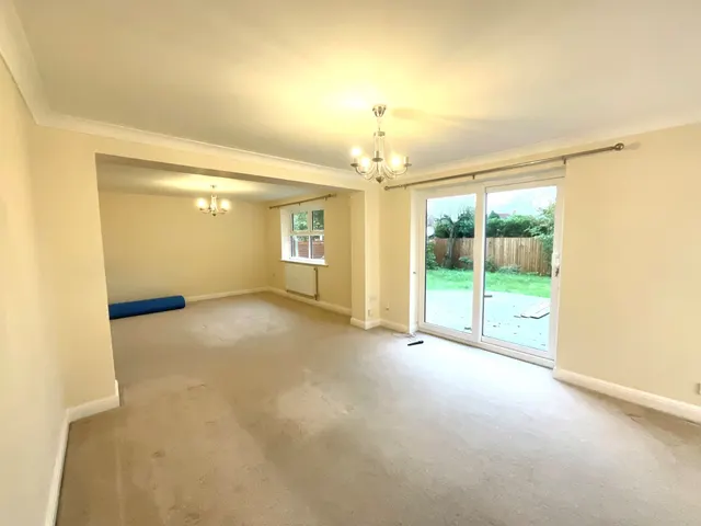 Photo 3 — Rosedene Close, Cottam, Lancashire, PR4 0NG