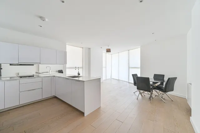London, SE10, photo 1