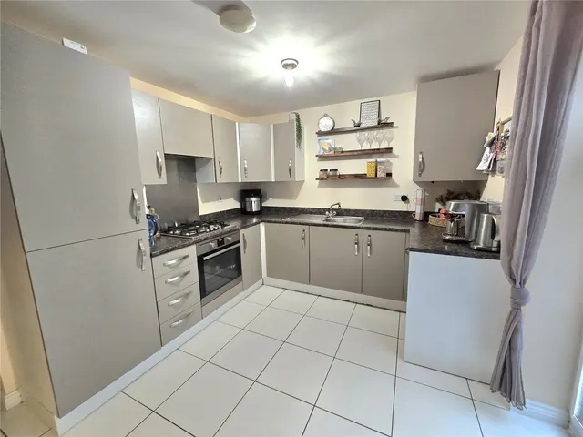 Photo 3 — Great Wood Close, Whitmore Park, Coventry, CV6