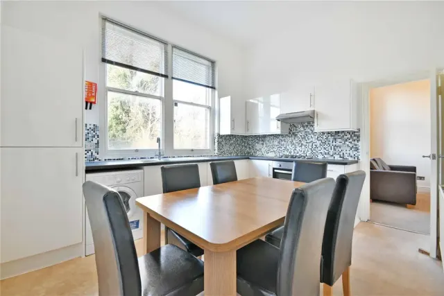 Cavendish Road, Brondesbury, London, NW6, photo 1