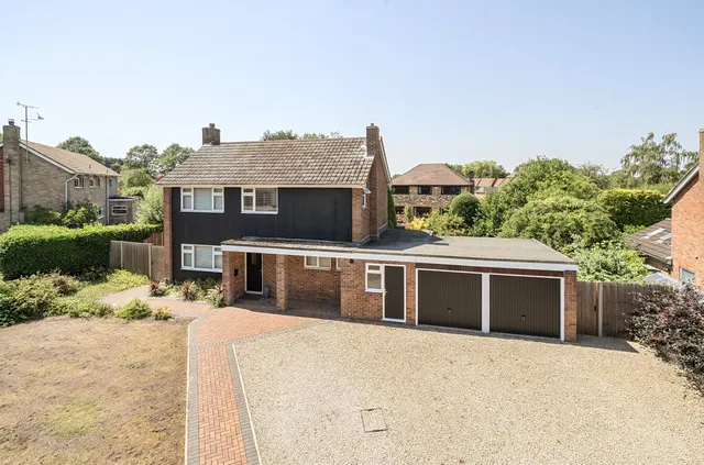 Hollytrees, Church Crookham, GU51, photo 1