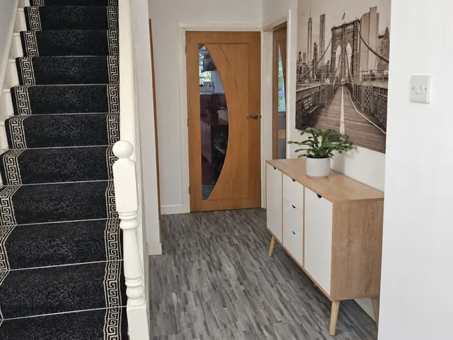 Cleveley Drive, Nuneaton, CV10, photo 3