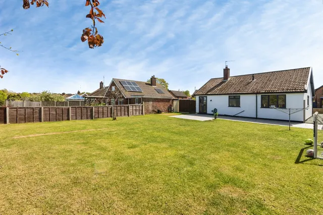 3 bedroom house — Coney Hill, Beccles