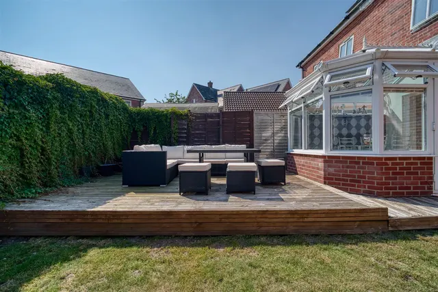 Caldwell Close, Shaftesbury, photo 3