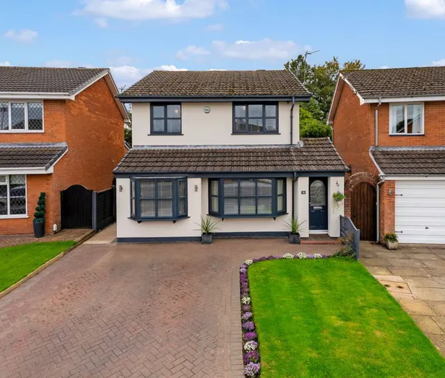 Lazenby Crescent, Ashton-In-Makerfield, WN4, photo 1