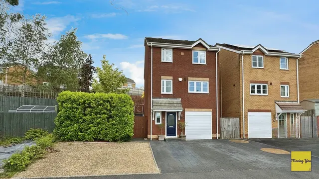 Parc Gilbertson, Gelligron, Pontardawe, Swansea, photo 1