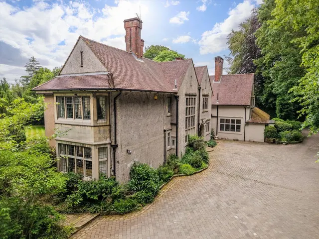 Nursery Road, Walton on the Hill, KT20, photo 2