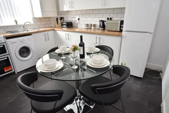 Edmond Road, S2, photo 3