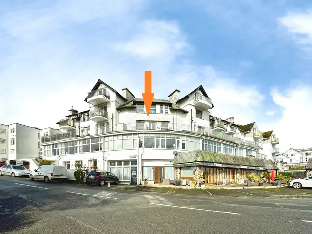 Marine Drive, Looe, PL13, photo 1