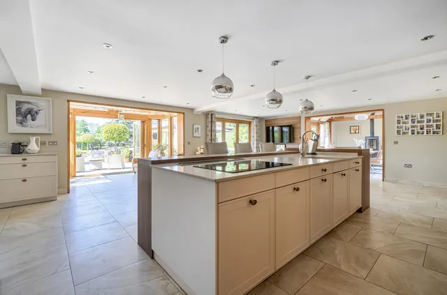 Lower Chase Road, Swanmore, SO32, photo 3