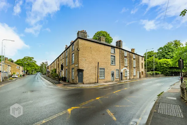 Apartment 3, 74 Bradshaw Road, Bolton, BL2 3EW, photo 1