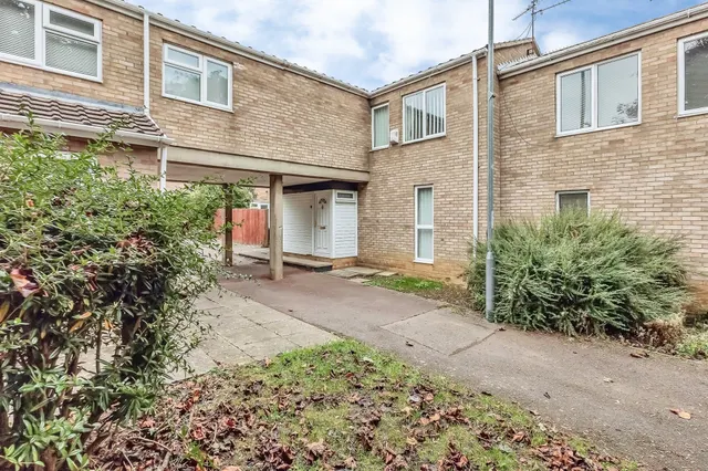 Dorking Walk, Corby, NN18, photo 2