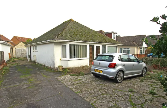 St. Catherines Road, Bournemouth, photo 1