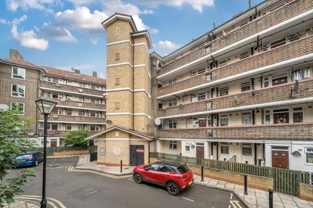 Browning Street, SE17, photo 1